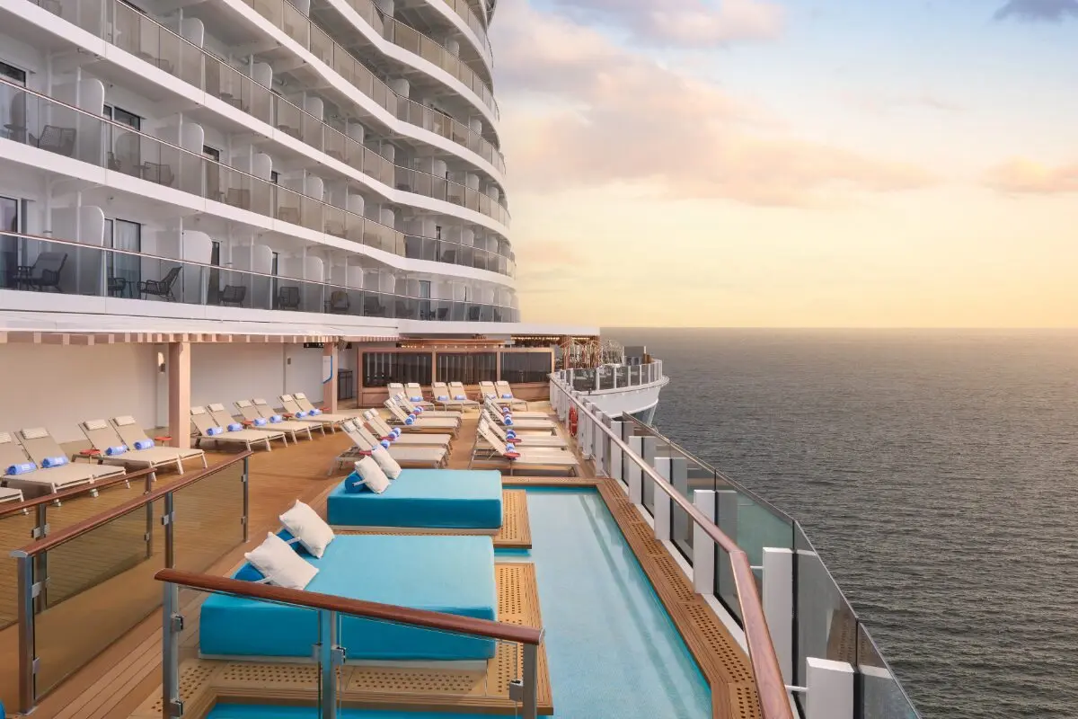Crucero Norwegian Luna exterior