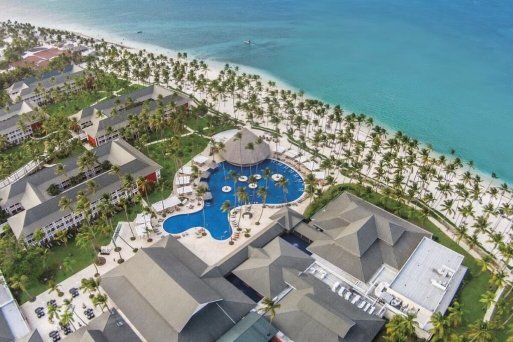 Panoramica de Barcelo Bavaro Beach